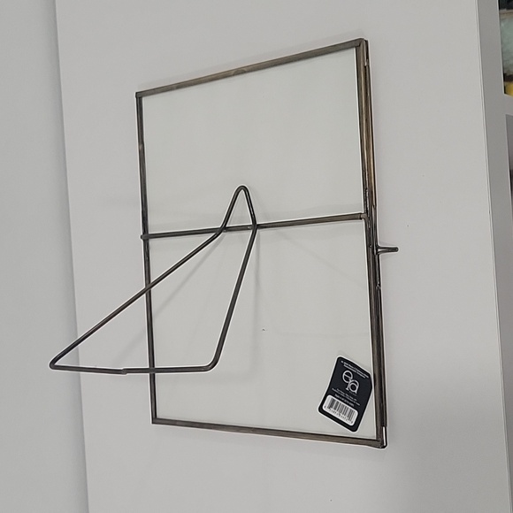 8x10 Bronze Frame - Picture 4 of 5